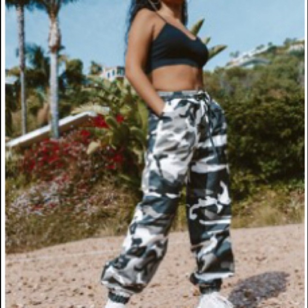 Cano print joggers